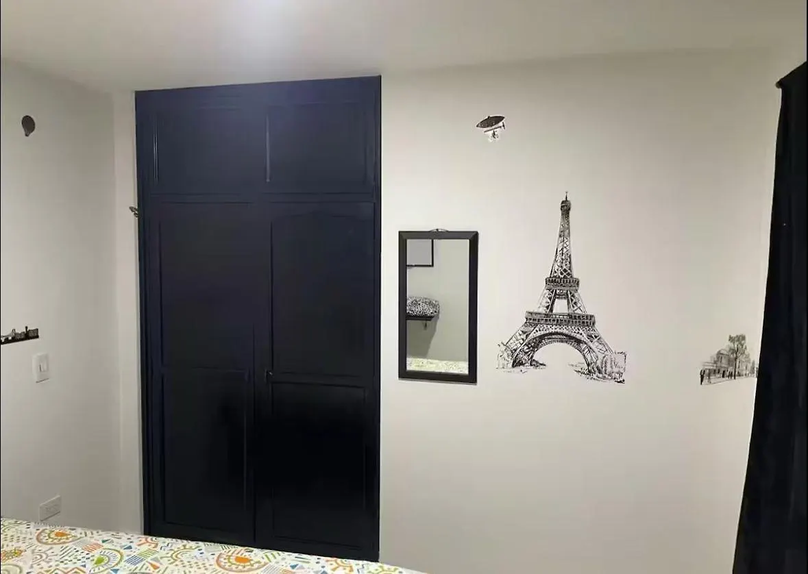 Habitaciones Privadas, Dentro De Apartamento, Comodas Y Muy Cercanas Al Poblado Medellin