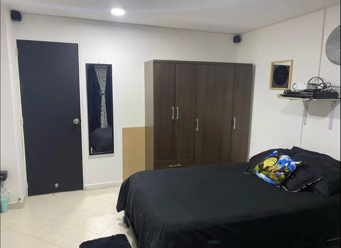 Habitaciones Privadas, Dentro De Apartamento, Comodas Y Muy Cercanas Al Poblado Medellin