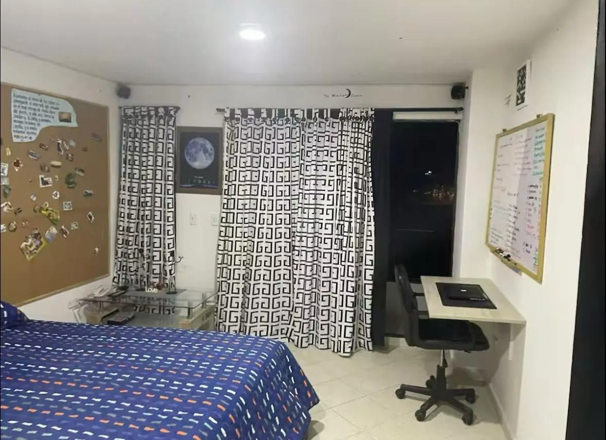 Habitaciones Privadas, Dentro De Apartamento, Comodas Y Muy Cercanas Al Poblado Medellin Homestay